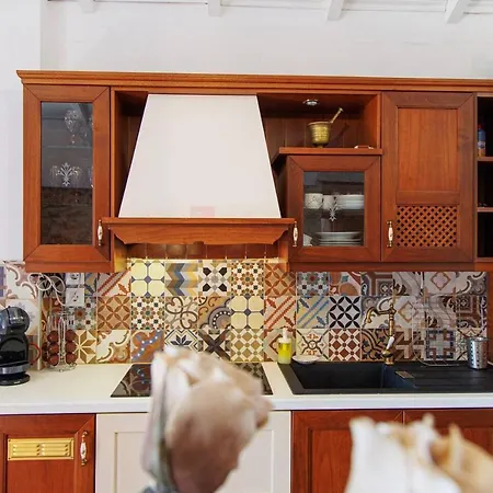 Iliana's House - Spacious Cave House In The Center Of Apartamento Areopoli