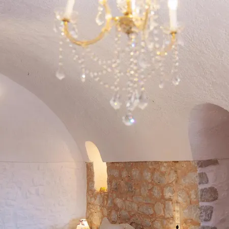 Iliana's House - Spacious Cave House In The Center Of *