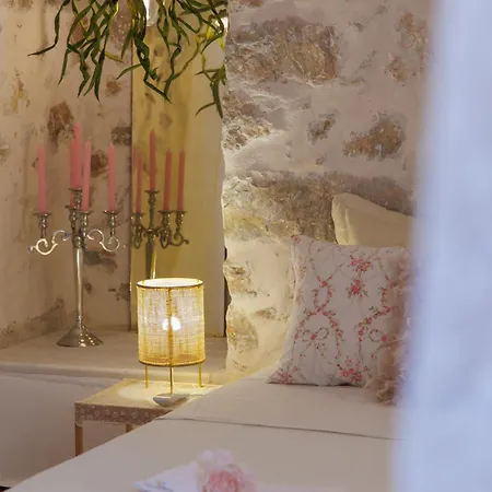 Iliana's House - Spacious Cave House In The Center Of * Areopoli