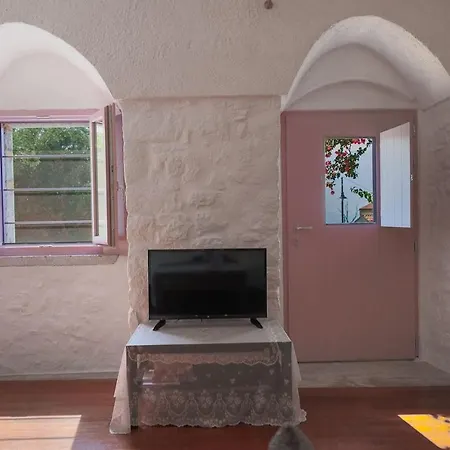 דירה Iliana's House - Spacious Cave House In The Center Of Areopolis *