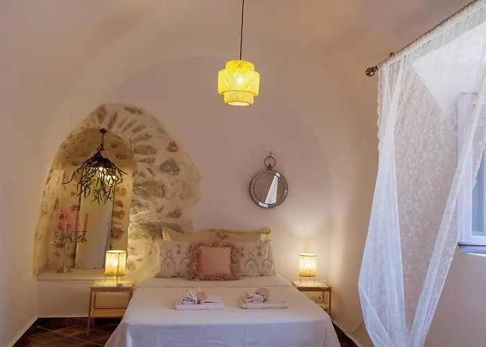 Appartement Iliana's House - Spacious Cave House In The Center Of *