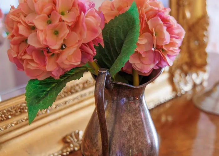 Iliana's House - Spacious Cave House In The Center Of * Areopoli